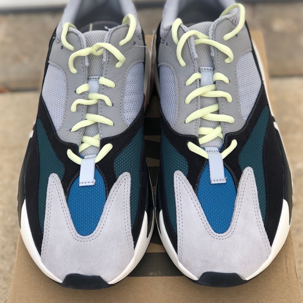 Adidas Yeezy Wave Runner 700.  All sizes available - Picture 4 of 8